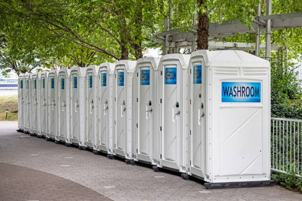 Best Emergency porta potty rental  in Willimantic, CT
