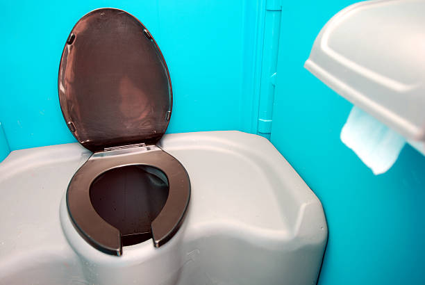 Best Porta potty rental near me  in Willimantic, CT